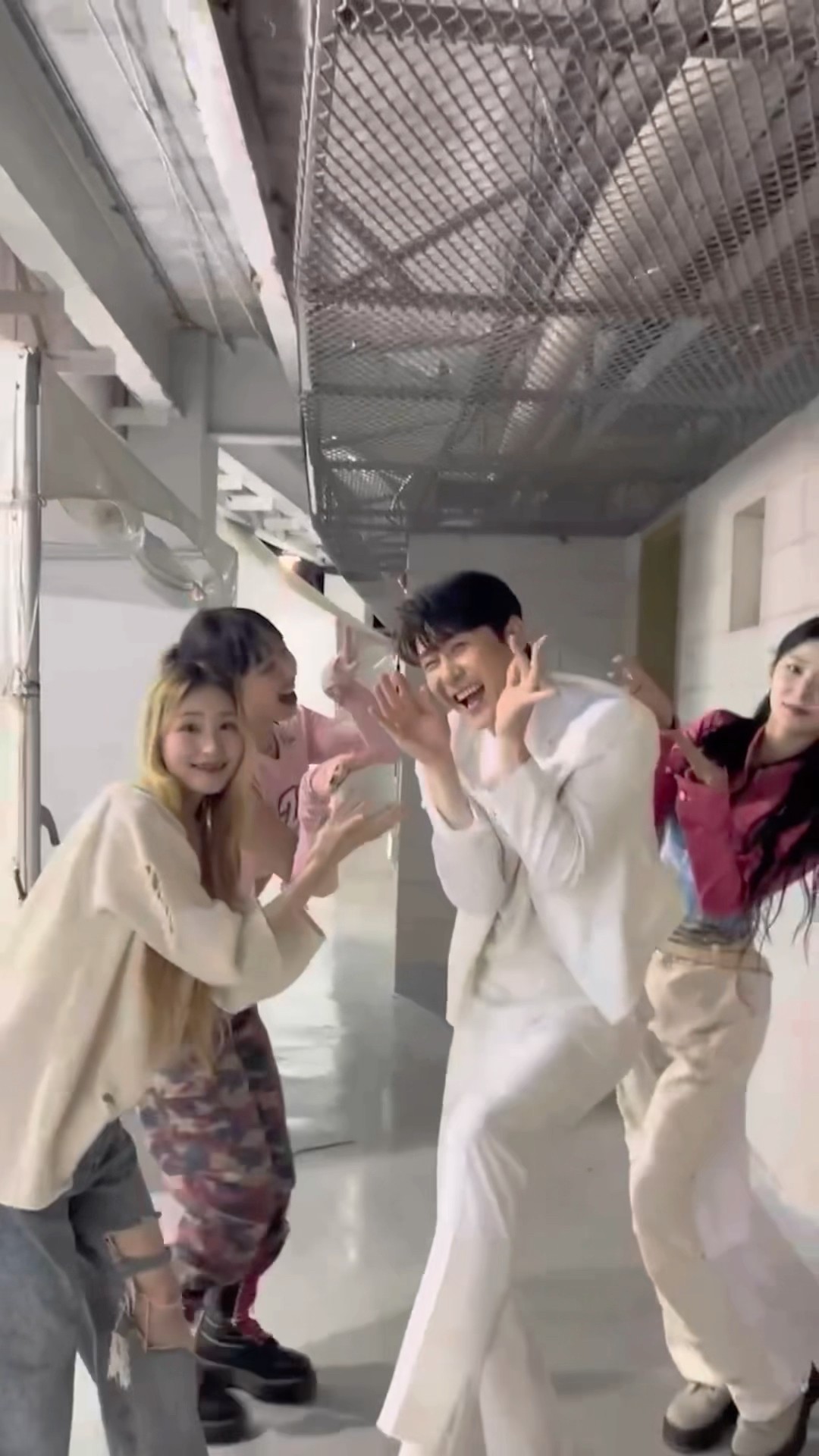 #영탁 선배님과 함께 Super #흔들꽃챌린지 ?#YOUNGTAK @YOUNGTAKsClub